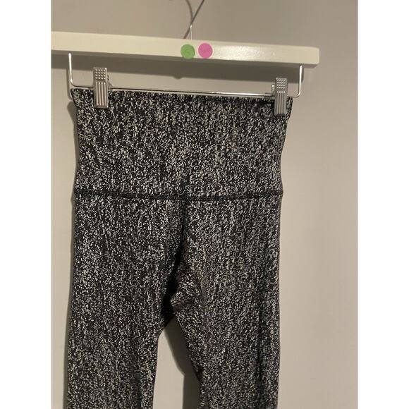 Lululemon High Times Pant Luon Suited Jacquard Black White size 2 - Picture 3 of 6